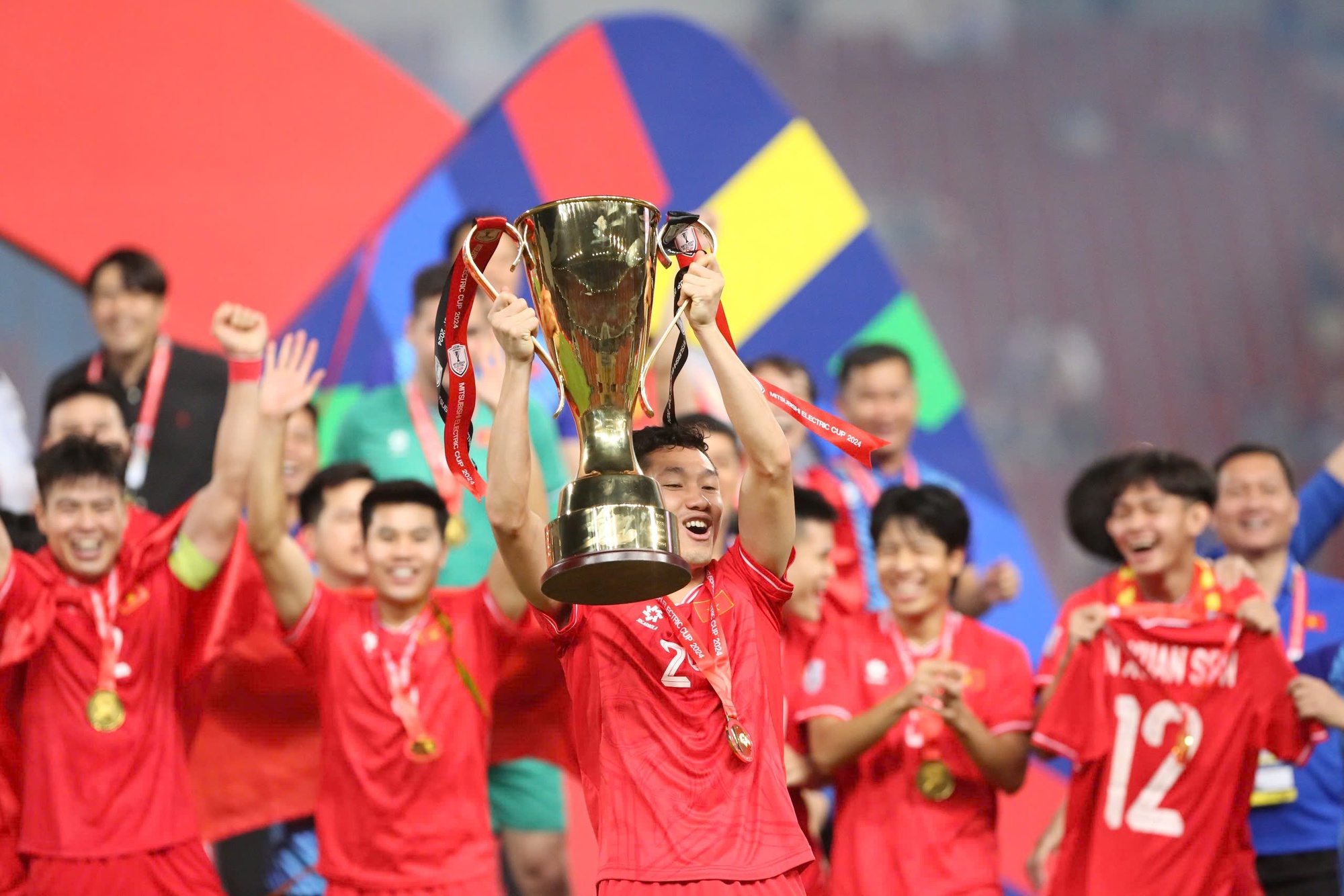 Niềm hạnh phúc này không thể diễn tả hết bằng lời