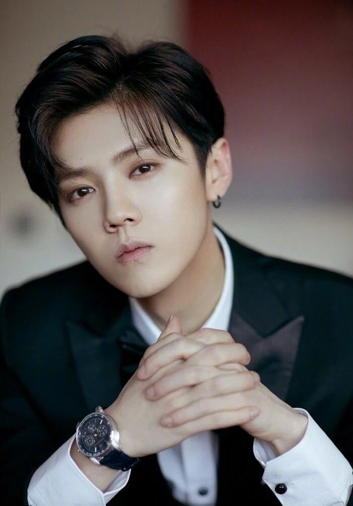 Lộc Hàm bị hạn chế trên MXH