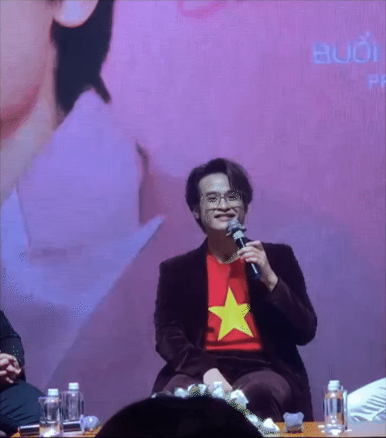 Hà Anh Tuấn chia sẻ cảm xúc tự hào, khẳng định đội tuyển Việt Nam chiến thắng là xứng đáng vì 