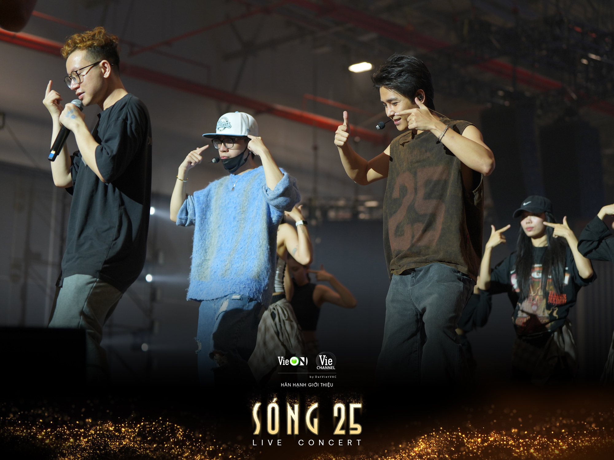 Quang Hùng và Tăng Duy Tân kết hợp khiến fan đứng ngồi không yên