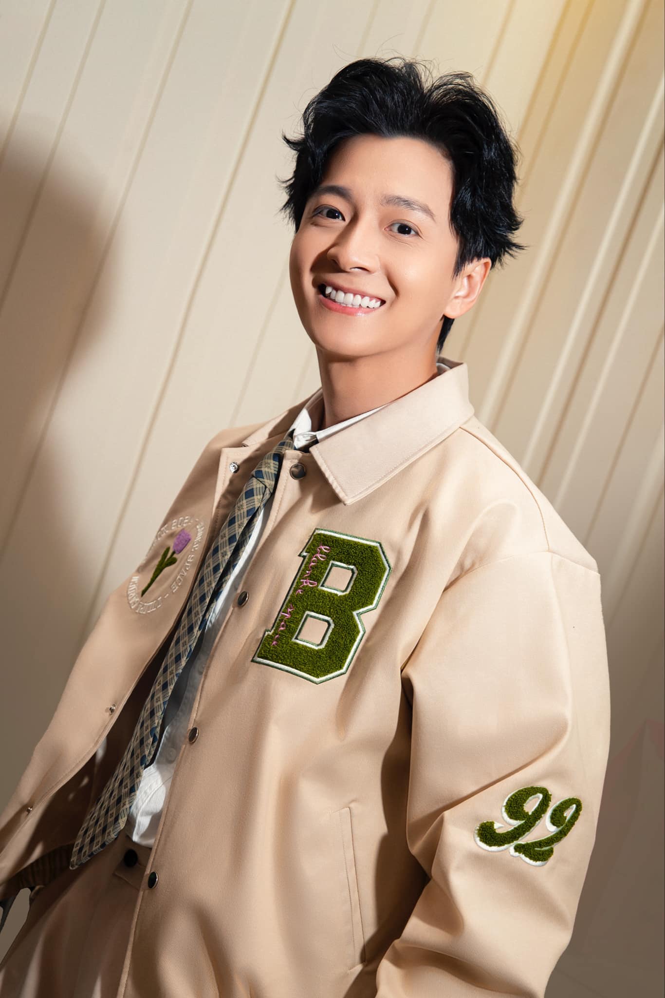 Ngô Kiến Huy đã có 17 năm gắn bó với sự nghiệp nghệ thuật