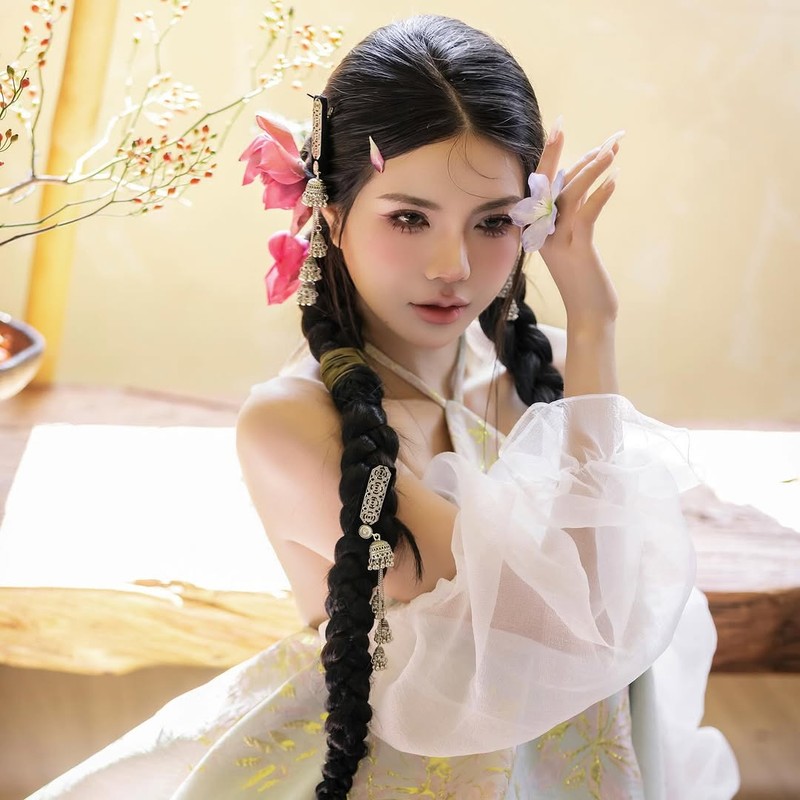 Ở phần bình luận, rất nhiều người đã dành những lời khen ngợi đến Mai Dora: 