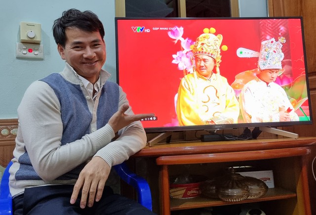 Dù đảm nhiệm công việc quản lý nhưng NSND Xuân Bắc vẫn dành tình yêu cho nghệ thuật. Thỉnh thoảng, anh vẫn tham gia diễn xuất và nhận được sự ủng hộ của khán giả.