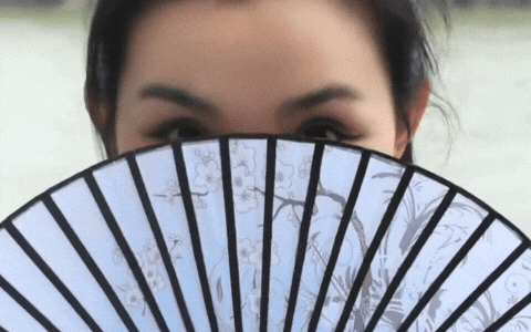 Hoa hậu Thuỳ Lâm sở hữu đôi mắt biết cười, nụ cười vô cùng thân thiện ghi điểm trong mắt công chúng