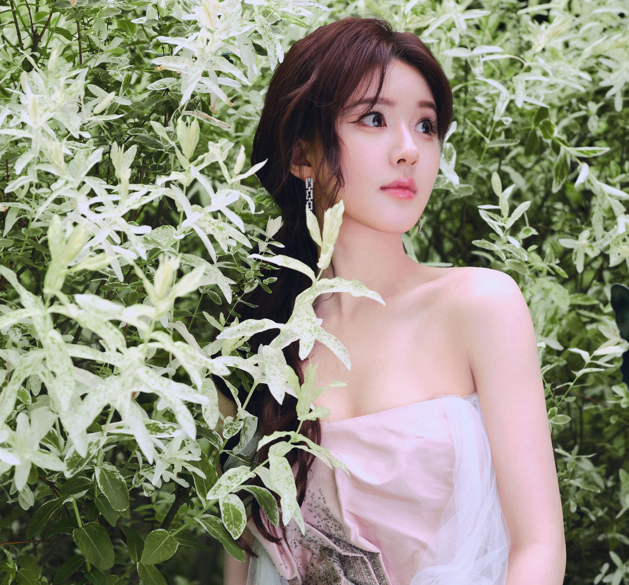 Triệu Lộ Tư ít khi có cảnh thân mật quá mức với bạn diễn