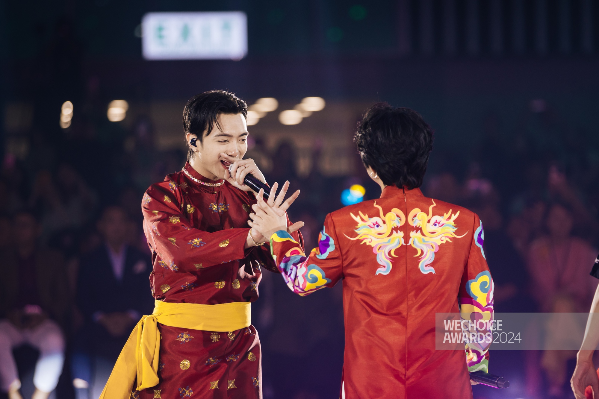 SOOBIN và Vũ Cát Tường trên sân khấu Việt Nam Tôi Đó