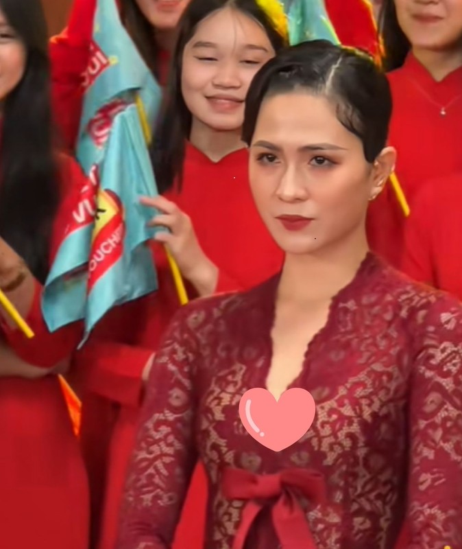 Nhiều người bày tỏ sự thích thú với phiên livestream này: 