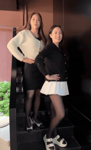 Hình ảnh của bà xã Đoàn Văn Hậu lúc này khác hẳn hình tượng đoan trang, hiền thục trước nay