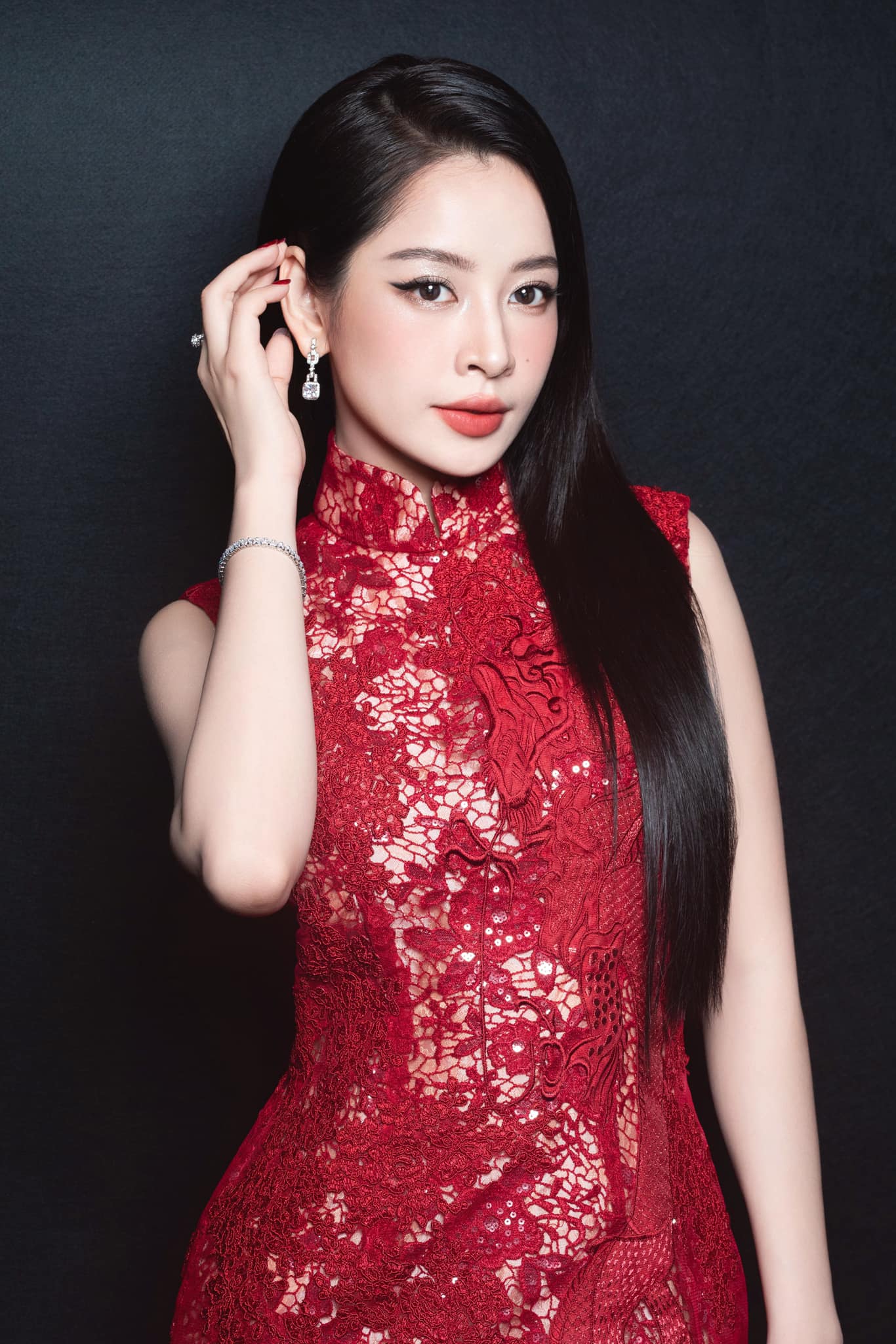 Chi Pu là người tiên phong xu hướng trở thành Chị Đẹp