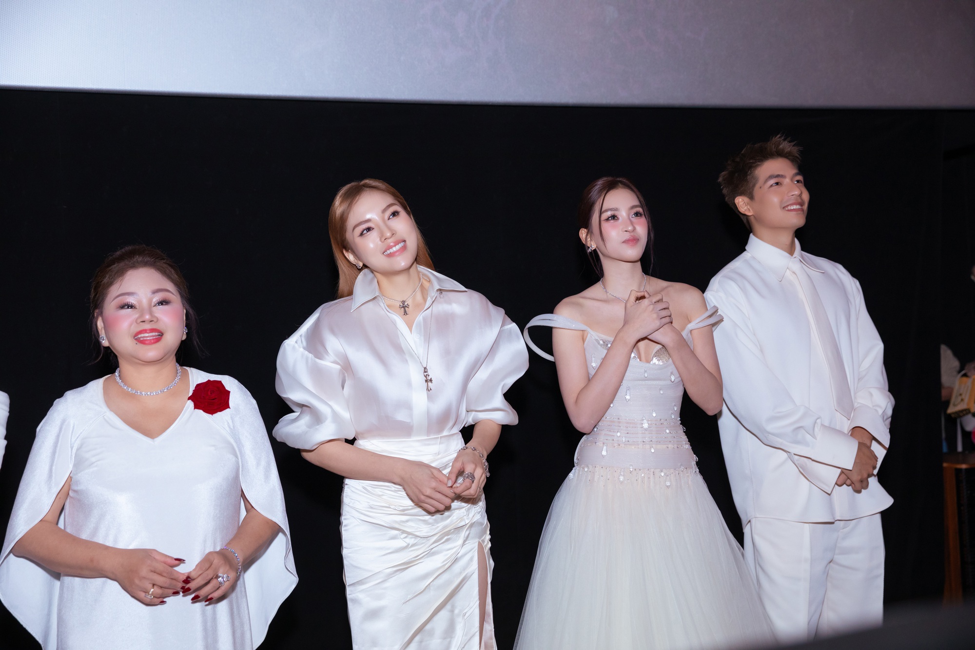 Các diễn viên xuất hiện trong phim 