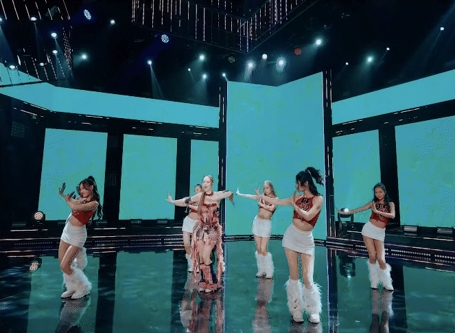 Minh Hằng tại Gala nhạc Việt năm nay