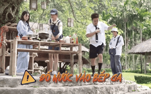 Trường Giang lộ thái độ khó chịu ra mặt khi thấy Han Sara có pha xử lý nguy hiểm