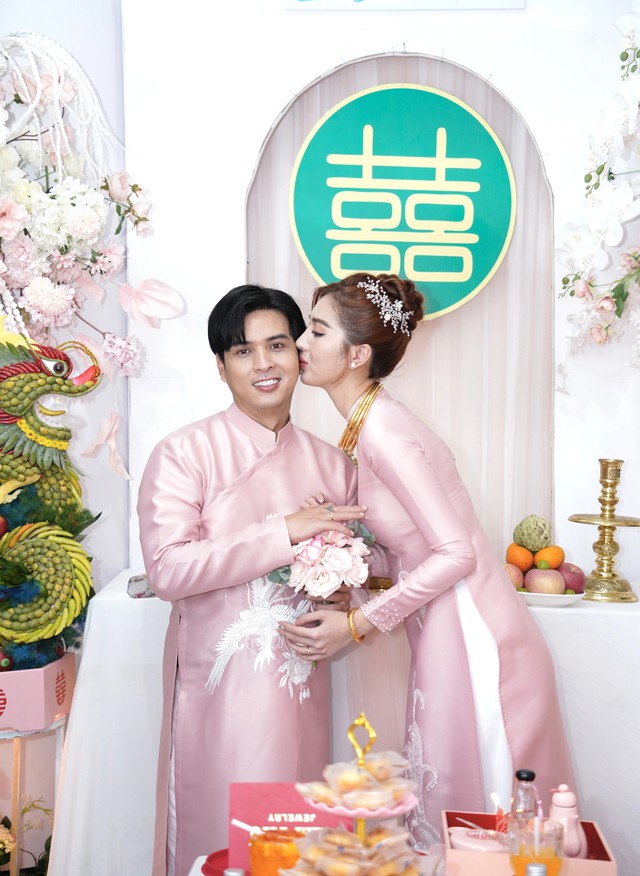 Cặp đôi đã tổ chức lễ ăn hỏi, đăng ký kết hôn nhưng chưa làm đám cưới