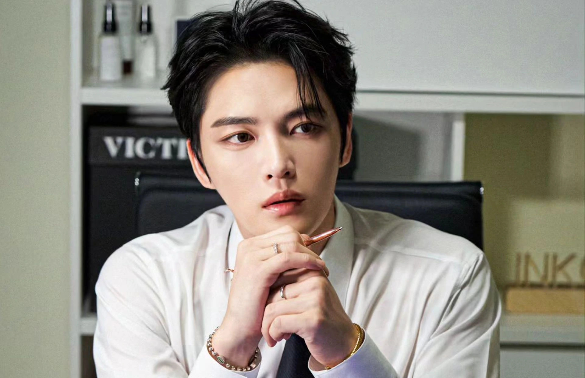 Trong thời hoàng kim, Jaejoong nhiều lần giành chiến thắng ở những cuộc bầu chọn nam ca sĩ đẹp trai nhất châu Á do truyền thông Nhật Bản, Trung Quốc phát động