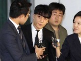 Đây là kết luận chính thức của tòa án về lệnh bắt giữ Seungri và nụ cười gây tranh cãi của nghi phạm