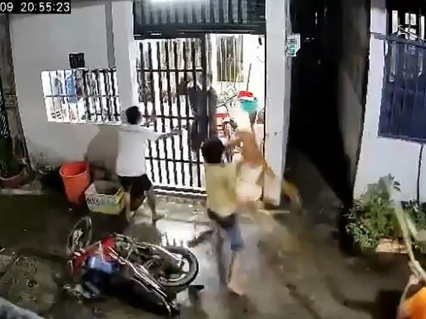 Lời khai kẻ xông vào nhà, đâm chết 2 vợ chồng ở Hóc Môn