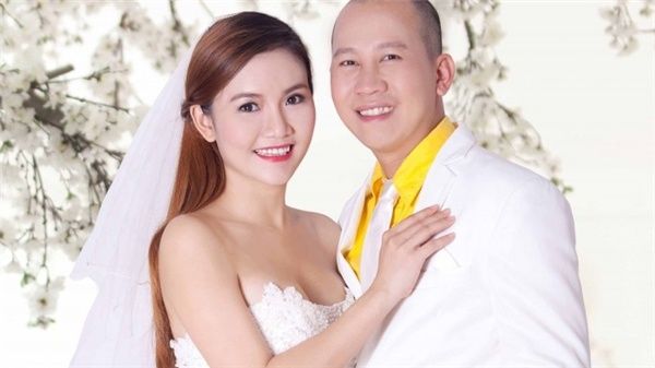 Tình duyên nhóm Mây Trắng sau 12 năm: Người hạnh phúc bên chồng đại gia, kẻ lận đận tình cảm - 2 Tình duyên nhóm Mây Trắng sau 12 năm: Người hạnh phúc bên chồng đại gia, kẻ lận đận tình cảm - 2