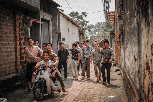 Trào lưu chụp ảnh kỷ yếu theo phong cách bao cấp làm mưa làm gió trong giới trẻ năm 2017 - 30 Trào lưu chụp ảnh kỷ yếu theo phong cách bao cấp làm mưa làm gió trong giới trẻ năm 2017 - 30