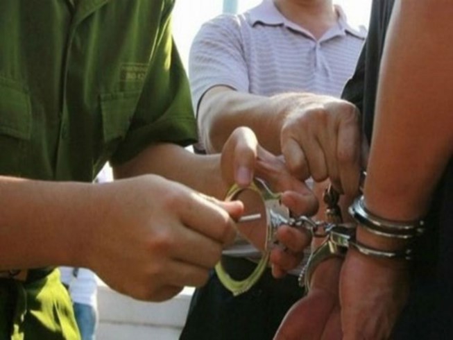 Nghi vấn cha dượng 69 tuổi sát hại con riêng của vợ