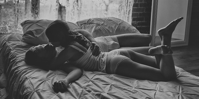 Nghệ thuật đòi hỏi chuyện gối chăn - 1 Nghệ thuật đòi hỏi chuyện gối chăn - 1