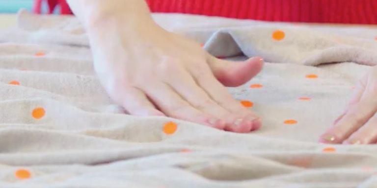 5 mẹo chống nhăn cực đỉnh để quần áo phẳng phiu như mới mà không cần bàn là - 1 5 mẹo chống nhăn cực đỉnh để quần áo phẳng phiu như mới mà không cần bàn là - 1