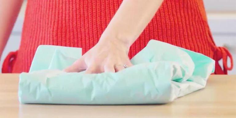 5 mẹo chống nhăn cực đỉnh để quần áo phẳng phiu như mới mà không cần bàn là - 2 5 mẹo chống nhăn cực đỉnh để quần áo phẳng phiu như mới mà không cần bàn là - 2