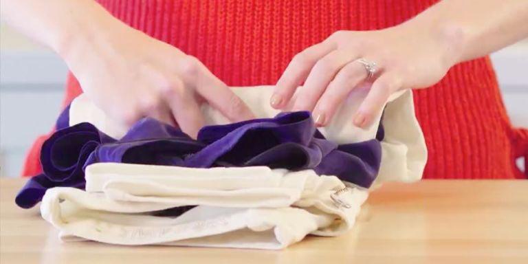 5 mẹo chống nhăn cực đỉnh để quần áo phẳng phiu như mới mà không cần bàn là - 3 5 mẹo chống nhăn cực đỉnh để quần áo phẳng phiu như mới mà không cần bàn là - 3