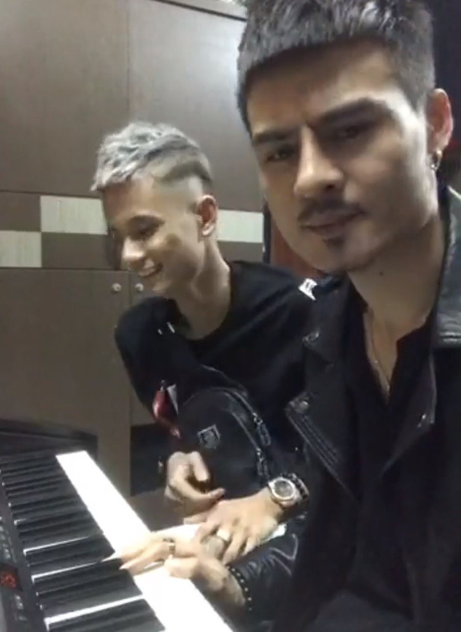 Thanh niên bỗng thành hiện tượng livestream khi hút 57k tương tác, clip 1,7 triệu view chỉ sau một đêm! - 2 Thanh niên bỗng thành hiện tượng livestream khi hút 57k tương tác, clip 1,7 triệu view chỉ sau một đêm! - 2
