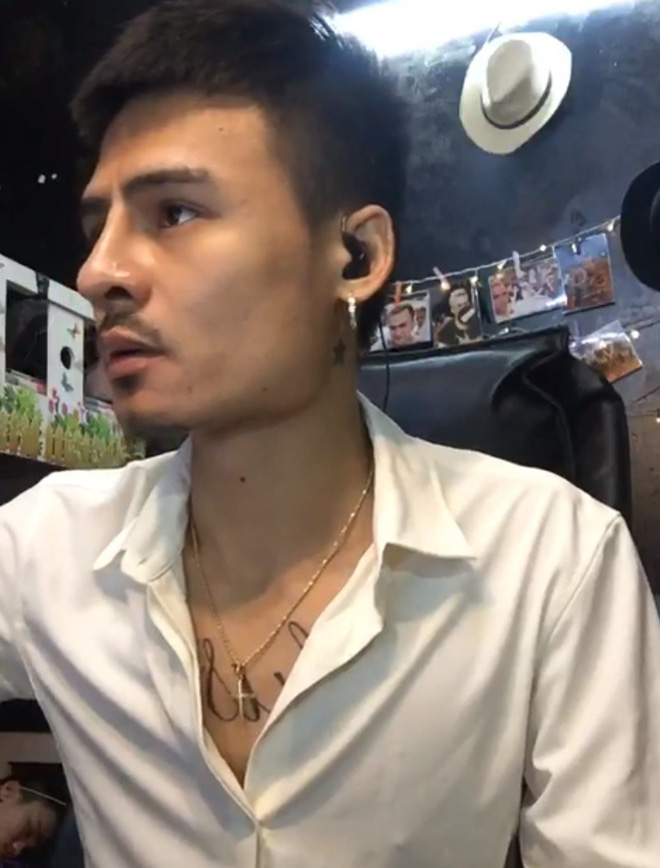 Thanh niên bỗng thành hiện tượng livestream khi hút 57k tương tác, clip 1,7 triệu view chỉ sau một đêm! - 3 Thanh niên bỗng thành hiện tượng livestream khi hút 57k tương tác, clip 1,7 triệu view chỉ sau một đêm! - 3
