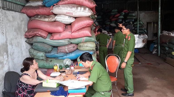 (SỐC) Phát hiện nhiều mẫu cà phê bột không có… cà phê ở Đắk Nông!