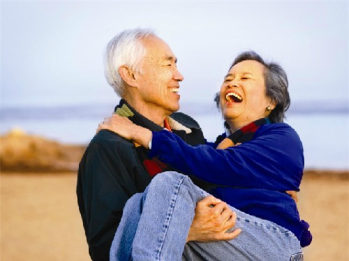 'Chuyện ấy' ở người cao tuổi 'Chuyện ấy' ở người cao tuổi