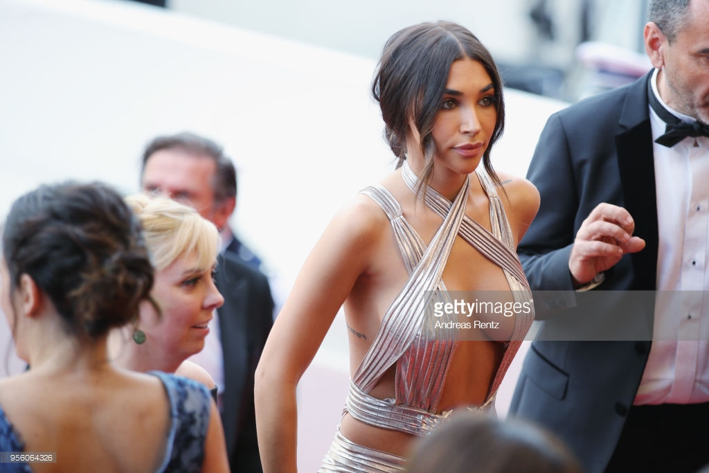 Thảm đỏ LHP Cannes 2018: Những khoảnh khắc gây tranh cãi!