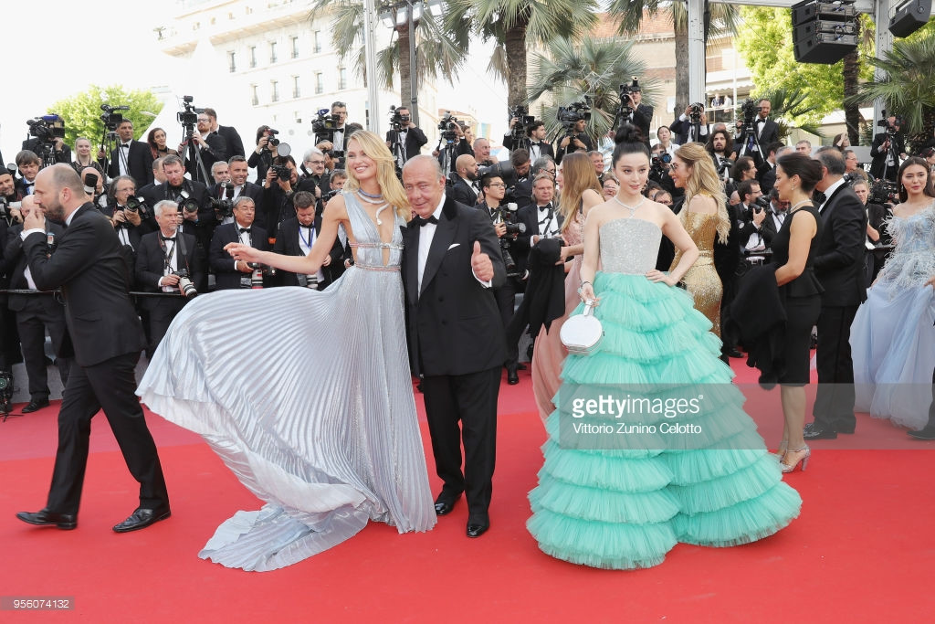 Thảm đỏ LHP Cannes 2018: Những khoảnh khắc gây tranh cãi!