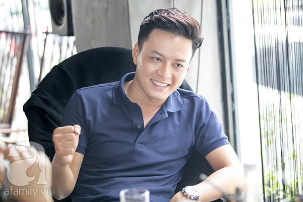 Hồng Đăng bất ngờ lên tiếng mong công chúng dang rộng vòng tay với Phạm Anh Khoa