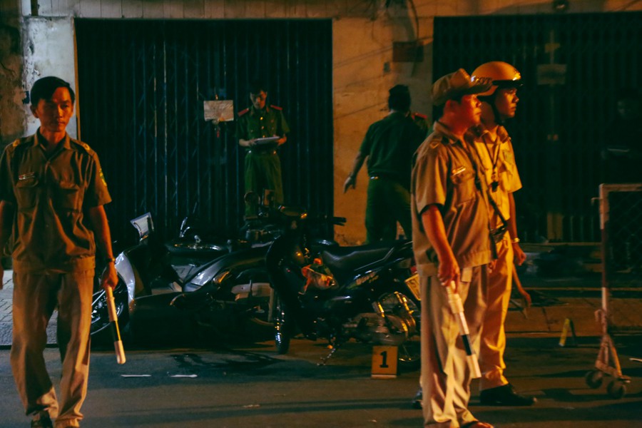 Con trai của người hiệp sĩ hy sinh khi bắt băng trộm SH: Từ nay, ba không đón con đi học nữa hả mẹ...