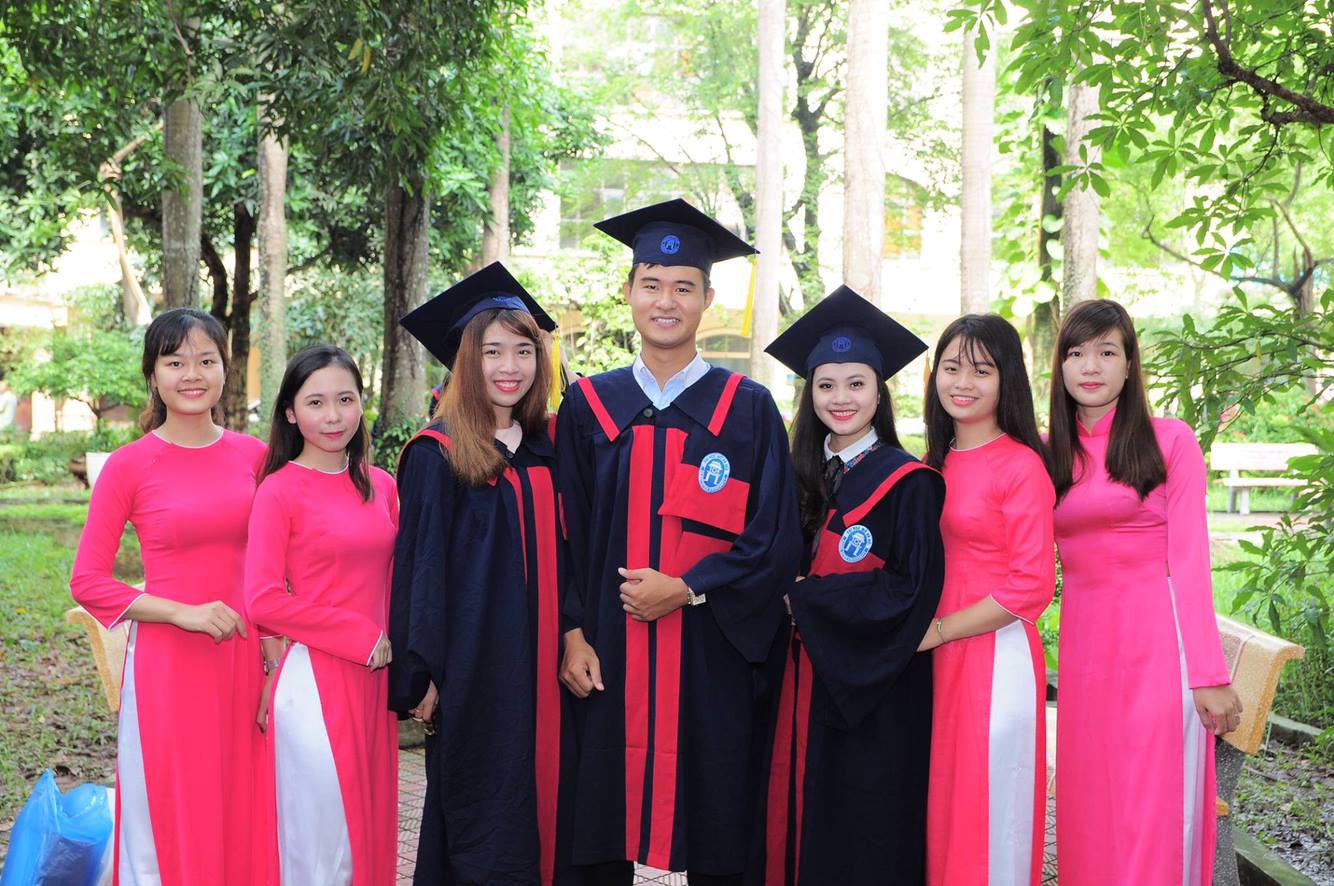 Khoe bảng thành tích học khủng, cô gái vẫn khuyên nên ra ngoài trải nghiệm thực tế để tích luỹ kinh nghiệm