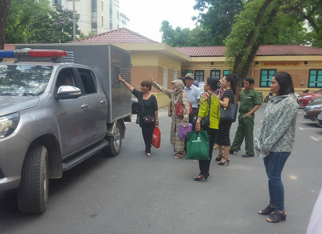Xét xử tiến sĩ dạy học làm giàu - phiên tòa kỳ lạ giữa lòng Hà Nội