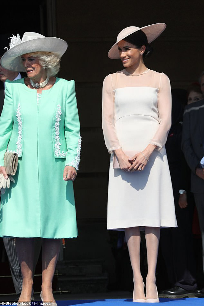 Công nương Meghan lần đầu xuất hiện tại sự kiện Hoàng gia với phong cách hoàn toàn đi vào khuôn khổ