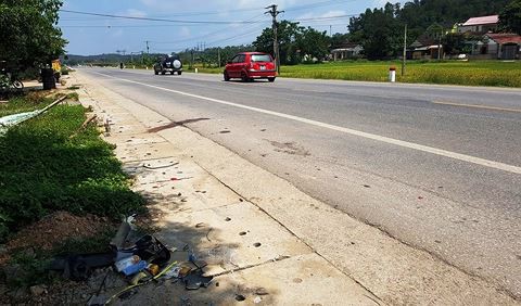 Đẫm nước mắt đám tang hai vợ chồng tử nạn trên đường vào bệnh viện chờ sinh