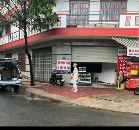 Tin mới vụ Nguyễn Khắc Thủy dâm ô trẻ nhận án treo