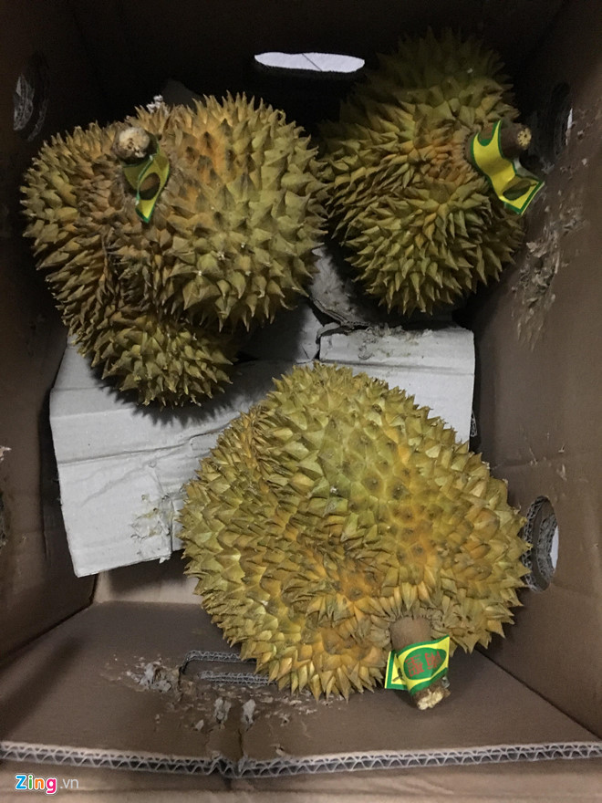 Dân mạng truyền nhau vụ giải cứu sầu riêng ở Hà Nội là chiêu bán hàng