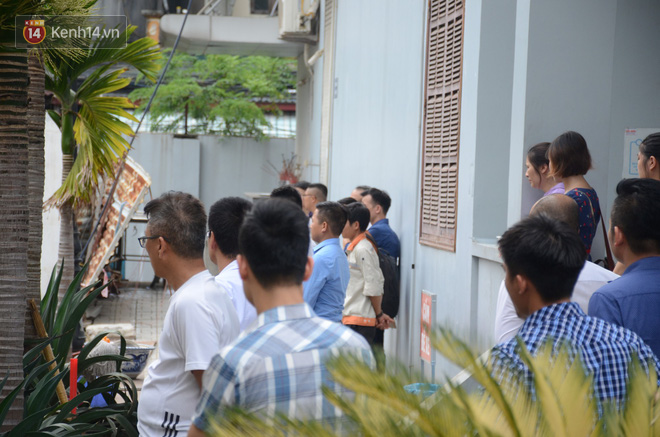 Bác sĩ trực tiếp cấp cứu nạn nhân vụ xe tải chạy lùi: 3 mẹ con đã tử vong trước khi vào viện, chúng tôi chưa từng thấy tai nạn nào thương tâm như vậy