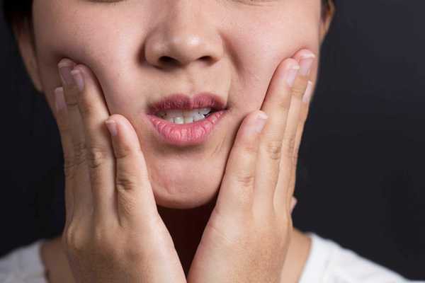 Quan hệ tình d.ụ.c bằng miệng dễ dẫn tới ung thư vòm họng - 1 Quan hệ tình d.ụ.c bằng miệng dễ dẫn tới ung thư vòm họng - 1