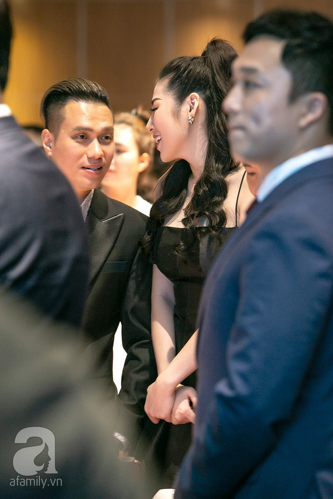 Á hậu Tú Anh lần đầu xuất hiện sau tin đồn đám cưới với bạn trai cũ Văn Mai Hương - 10 Á hậu Tú Anh lần đầu xuất hiện sau tin đồn đám cưới với bạn trai cũ Văn Mai Hương - 10