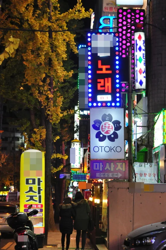 Ông bố Molar: Phía sau hình ảnh ông bố tận tụy hết lòng vì con gái lại là tên sát nhân khiến cả Hàn Quốc căm phẫn