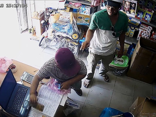 2 'cha con' dàn cảnh ăn trộm khắp TP.HCM 2 'cha con' dàn cảnh ăn trộm khắp TP.HCM