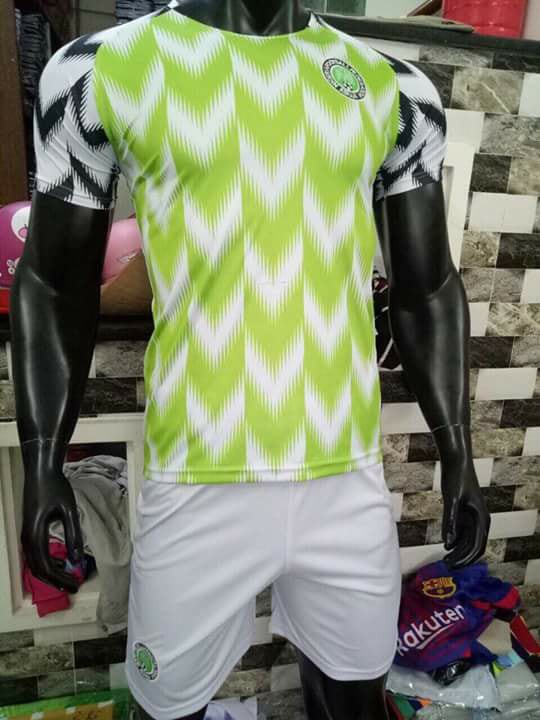 Bộ đồ thi đấu hot nhất World Cup 2018 được bán ở Việt Nam với giá rẻ giật mình