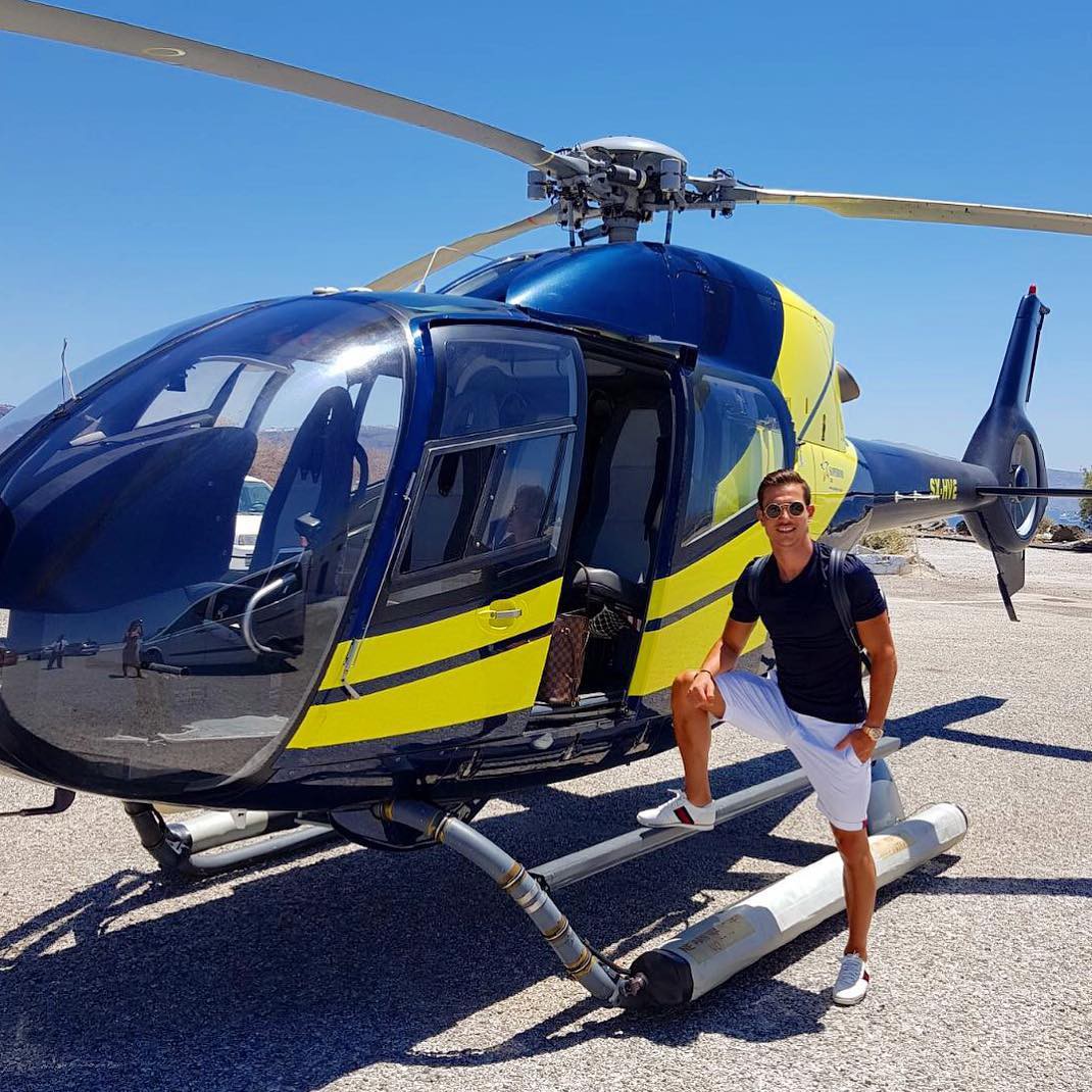 Trai đẹp tuyển Bồ Đào Nha được fan girl gọi tên không kém gì Cristiano Ronaldo