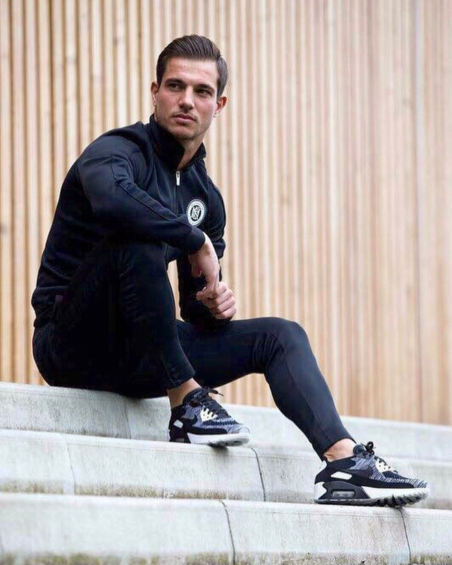 Trai đẹp tuyển Bồ Đào Nha được fan girl gọi tên không kém gì Cristiano Ronaldo
