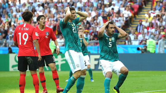 Bi hài 'chuyện yêu' mùa World Cup: Chồng 'yêu' như cơn lốc giữa hai hiệp đấu - 2 Bi hài 'chuyện yêu' mùa World Cup: Chồng 'yêu' như cơn lốc giữa hai hiệp đấu - 2